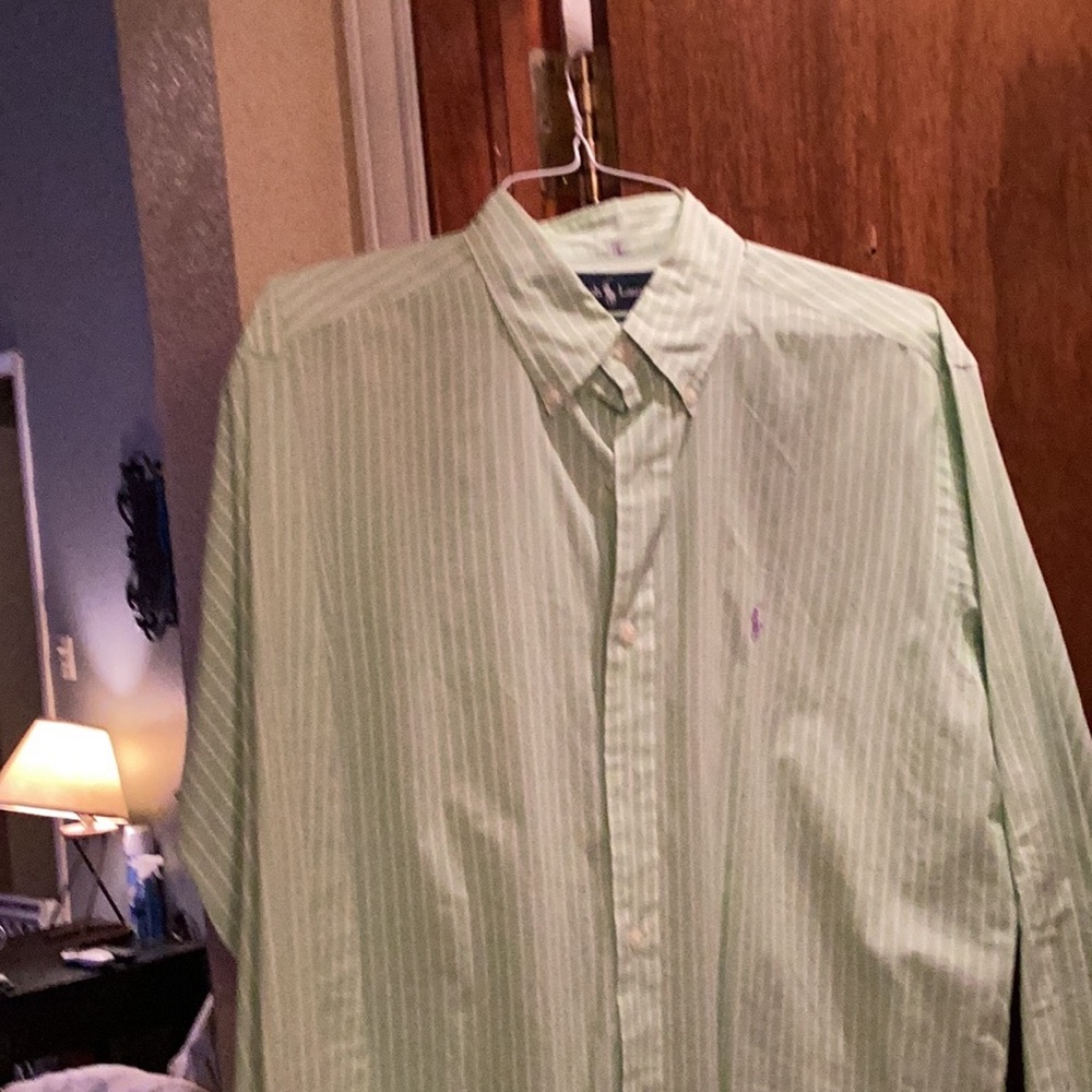 Nice lime green and white stripped men’s button down Polo. Light weight.